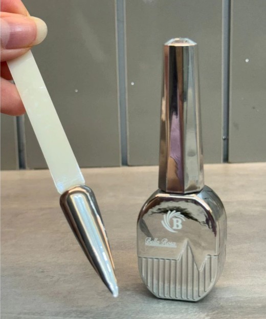 Esmalte Semipermanente Bella Rosa efecto espejo Plata.